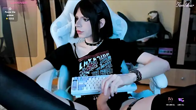 FemAlexa  online show from 04-24-26, 07:49