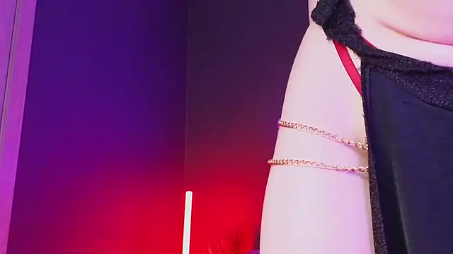 Snapshot of SandraBoyl chatting on 01-26-25, 04:20 SandraBoyl online show from 01-26-25, 04:20