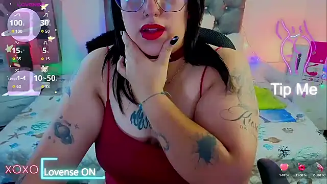 Snapshot of NatalieHarris chatting on 04-29-26, 05:52 NatalieHarris online show from 04-29-26, 05:52