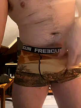 Snapshot of youlo71 chatting on 11-20-25, 02:17 youlo71 online show from 11-20-25, 02:17