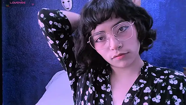 NinaYellow online show from 01-17-25, 03:00