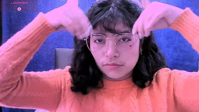 NinaYellow online show from 09-24-25, 01:47