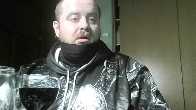 perversalus online show from 12-31-24, 08:12