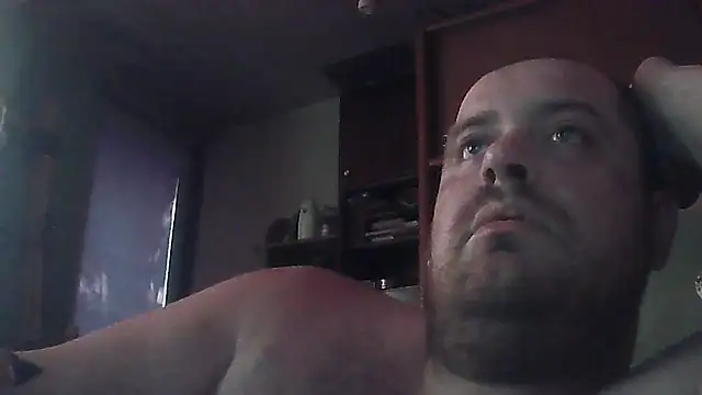 Snapshot of perversalus chatting on 06-26-26, 04:22 perversalus online show from 06-26-26, 04:22