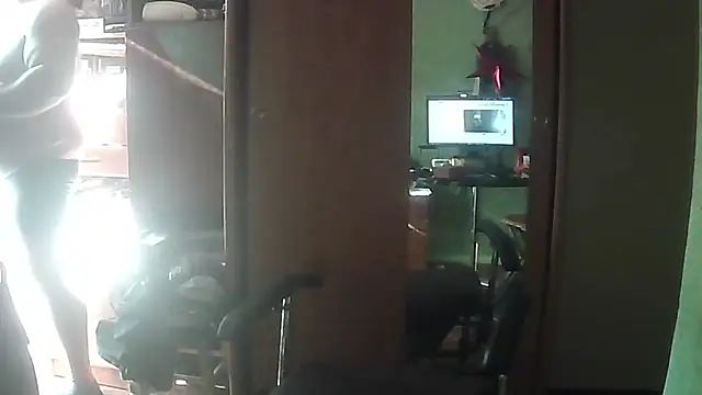 Snapshot of perversalus chatting on 07-17-26, 03:18 perversalus online show from 07-17-26, 03:18