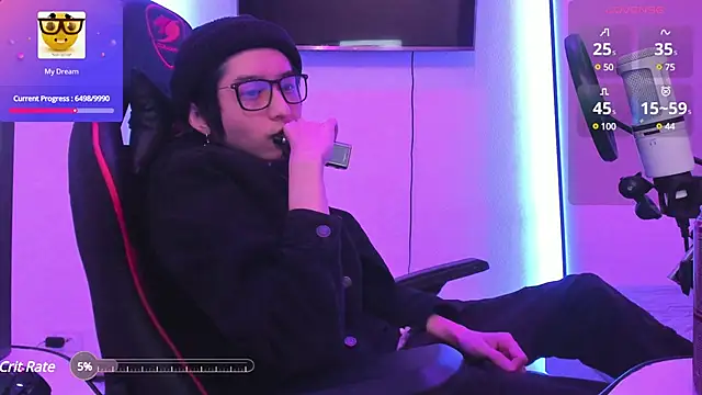 Snapshot of wexlee7 chatting on 02-24-25, 11:19 wexlee7 online show from 02-24-25, 11:19