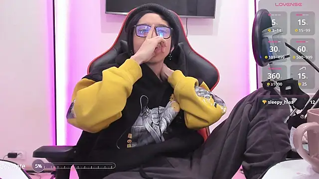 Snapshot of wexlee7 chatting on 03-05-25, 02:46 wexlee7 online show from 03-05-25, 02:46