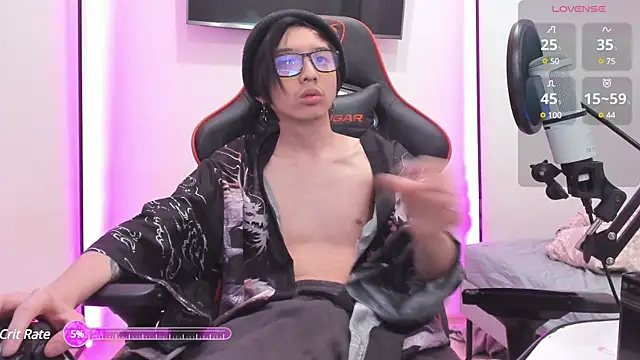 Snapshot of wexlee7 chatting on 03-09-25, 01:46 wexlee7 online show from 03-09-25, 01:46