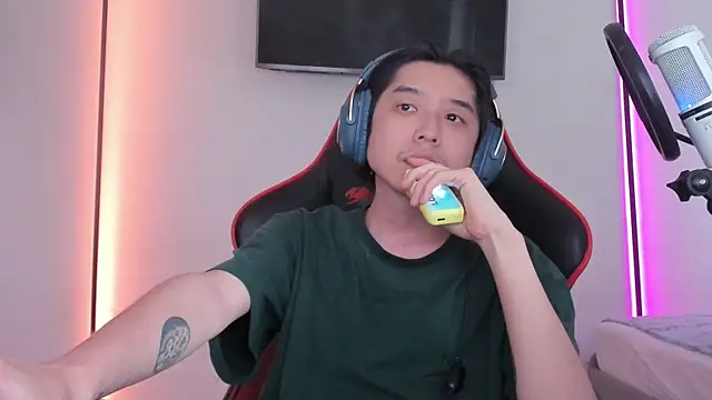 Snapshot of wexlee7 chatting on 09-24-25, 11:02 wexlee7 online show from 09-24-25, 11:02