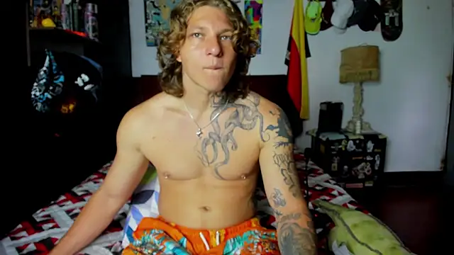 Tom Krakow online show from 02-23-26, 03:53