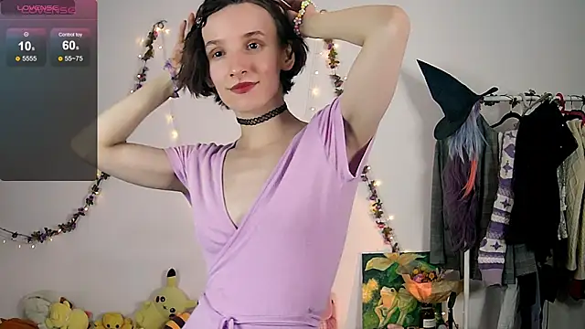 Violet Veliya online show from 10-25-25, 03:29