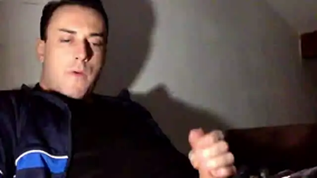 Snapshot of mainnrd chatting on 01-07-26, 10:45 mainnrd online show from 01-07-26, 10:45