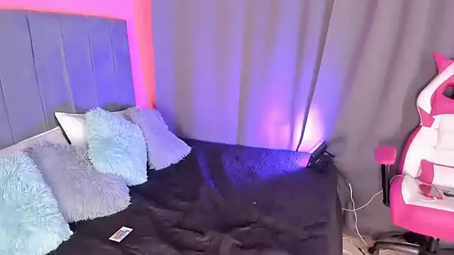 Snapshot of naatashamendozaa chatting on 12-14-24, 03:36 naatashamendozaa online show from 12-14-24, 03:36