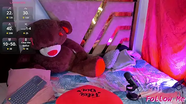 Snapshot of naatashamendozaa chatting on 09-10-25, 02:22 naatashamendozaa online show from 09-10-25, 02:22