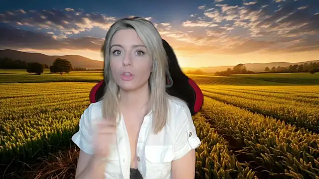 Lisaonthemoon online show from 12-20-24, 02:08