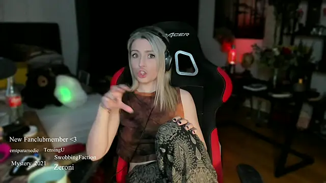 Lisaonthemoon online show from 03-09-25, 07:26