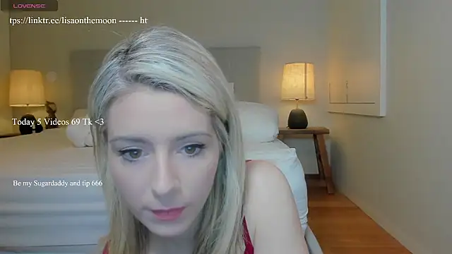 Lisaonthemoon online show from 11-15-25, 05:09