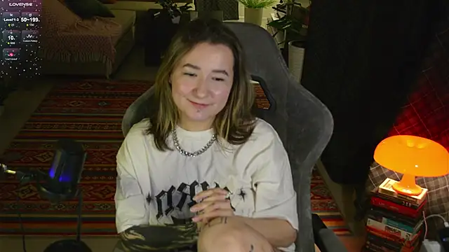 Megan  Hart online show from 02-25-25, 10:18