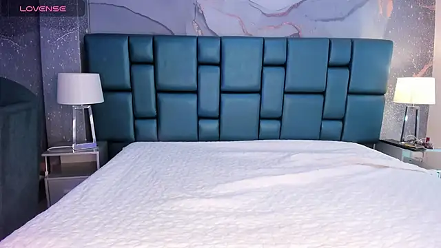 Snapshot of Nahomi_Wild chatting on 01-12-25, 02:03 Nahomi Wild online show from 01-12-25, 02:03