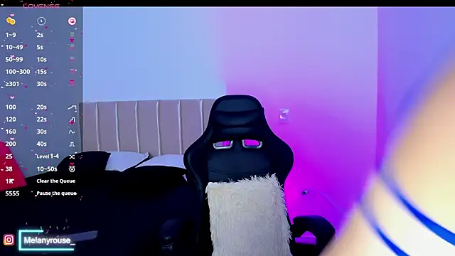 melanyrouse1 online show from 02-15-25, 07:17