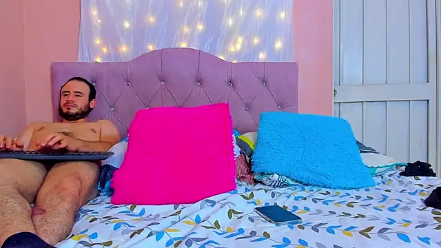 CoupleLatinXXX online show from 02-05-25, 11:28