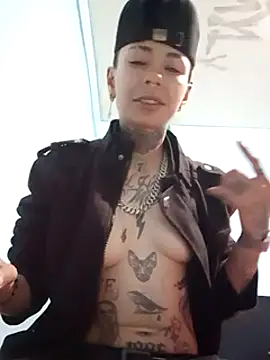 real fenix online show from 01-25-25, 04:02