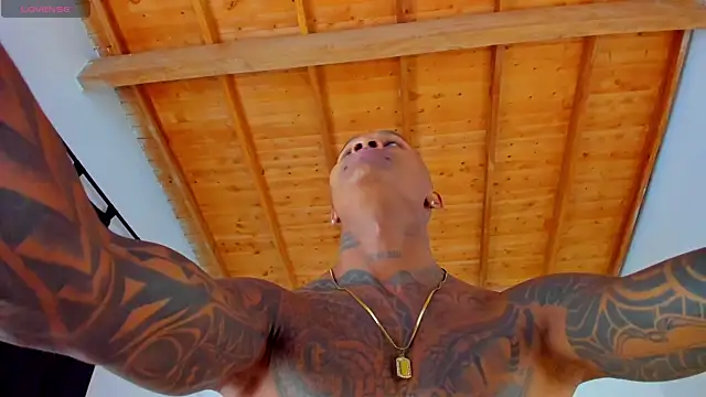 esteveen ortegas  online show from 04-15-26, 07:59