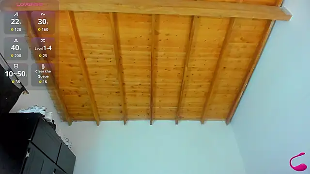Snapshot of esteveen_ortegas_ chatting on 05-04-26, 09:00 esteveen ortegas online show from 05-04-26, 09:00
