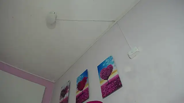 KEYRA-MILLER- online show from 09-20-25, 01:50