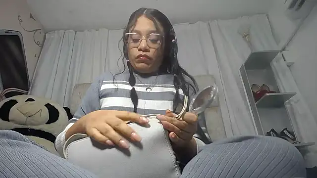 KEYRA-MILLER- online show from 01-17-26, 02:38