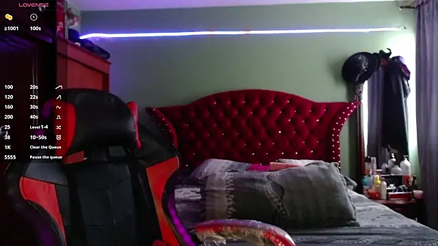 Snapshot of black_wiidow chatting on 12-31-24, 08:12 black wiidow online show from 12-31-24, 08:12