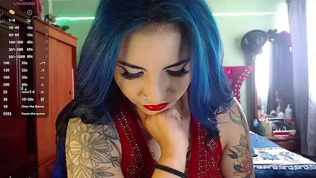 Snapshot of black_wiidow chatting on 01-17-25, 04:26 black wiidow online show from 01-17-25, 04:26