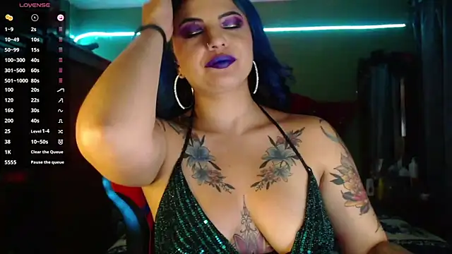 Snapshot of black_wiidow chatting on 01-22-25, 04:02 black wiidow online show from 01-22-25, 04:02