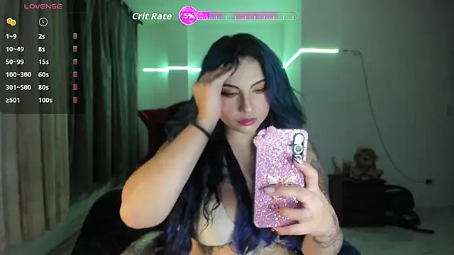 Snapshot of black_wiidow chatting on 10-24-25, 02:30 black wiidow online show from 10-24-25, 02:30