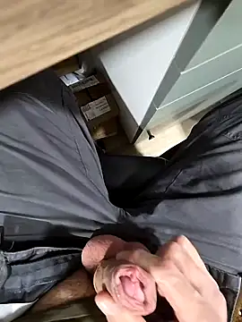 Snapshot of anald66666 chatting on 02-04-25, 08:38 anald66666 online show from 02-04-25, 08:38