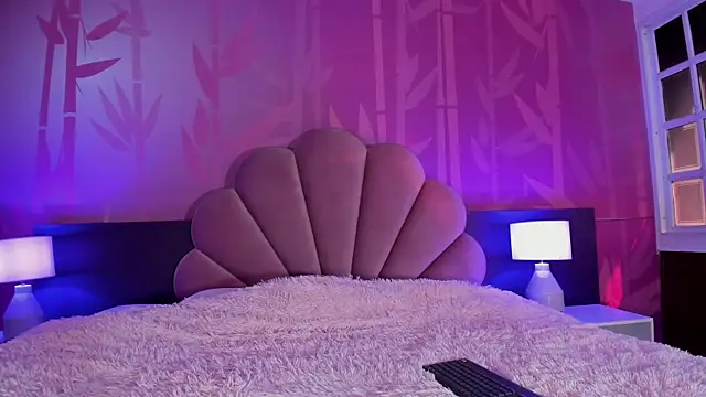 Lezy  online show from 01-17-25, 09:06