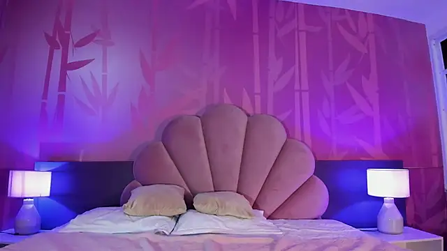 Lezy  online show from 01-26-25, 07:41