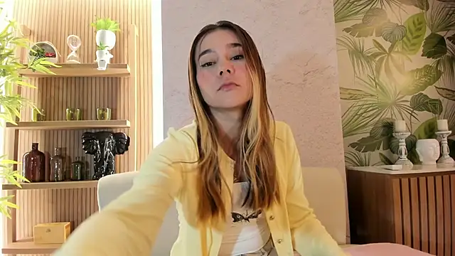 Lezy  online show from 11-28-25, 07:49