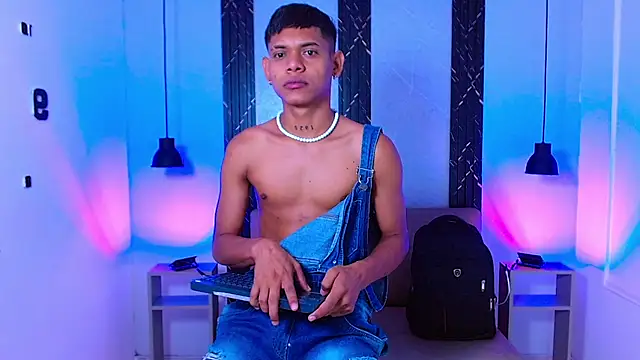 Damar fhelipe online show from 09-18-25, 04:25