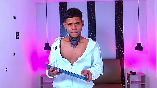 Damar fhelipe online show from 10-05-25, 04:11