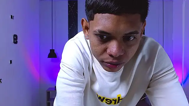 Damar fhelipe online show from 10-16-25, 04:02