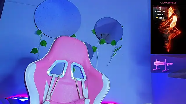 Snapshot of Issac_james_ chatting on 01-26-25, 08:36 Issac james  online show from 01-26-25, 08:36