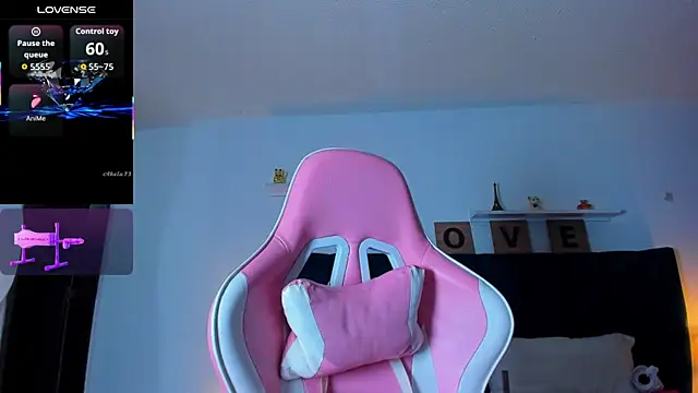 Snapshot of Issac_james_ chatting on 10-03-25, 04:31 Issac james  online show from 10-03-25, 04:31