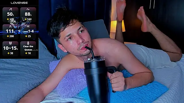 Issac james  online show from 12-01-25, 03:33