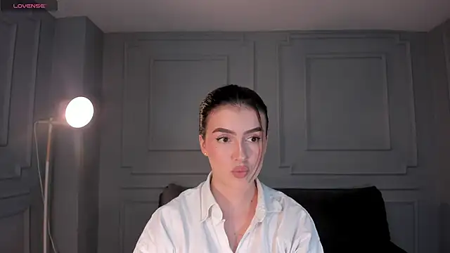 PaulinaSantos  online show from 01-09-26, 07:59