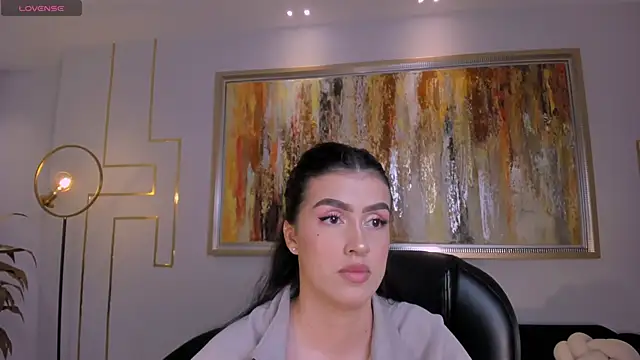 PaulinaSantos  online show from 06-05-26, 07:41