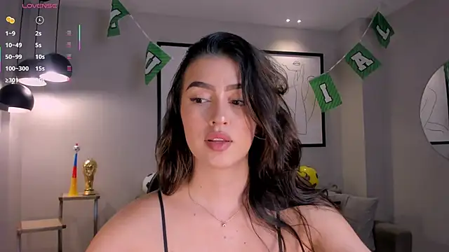 PaulinaSantos  online show from 06-14-26, 05:26