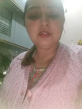 Snapshot of Dianaa9 chatting on 01-03-25, 04:59 Dianaa9 online show from 01-03-25, 04:59