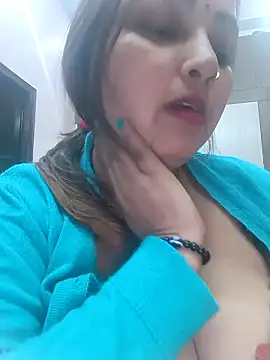 Snapshot of Dianaa9 chatting on 01-03-25, 08:11 Dianaa9 online show from 01-03-25, 08:11