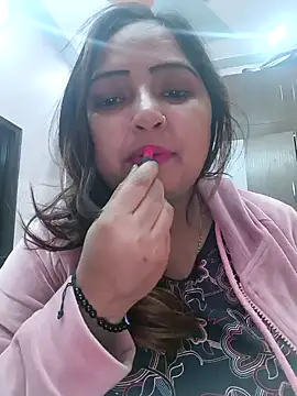 Snapshot of Dianaa9 chatting on 01-05-25, 05:09 Dianaa9 online show from 01-05-25, 05:09